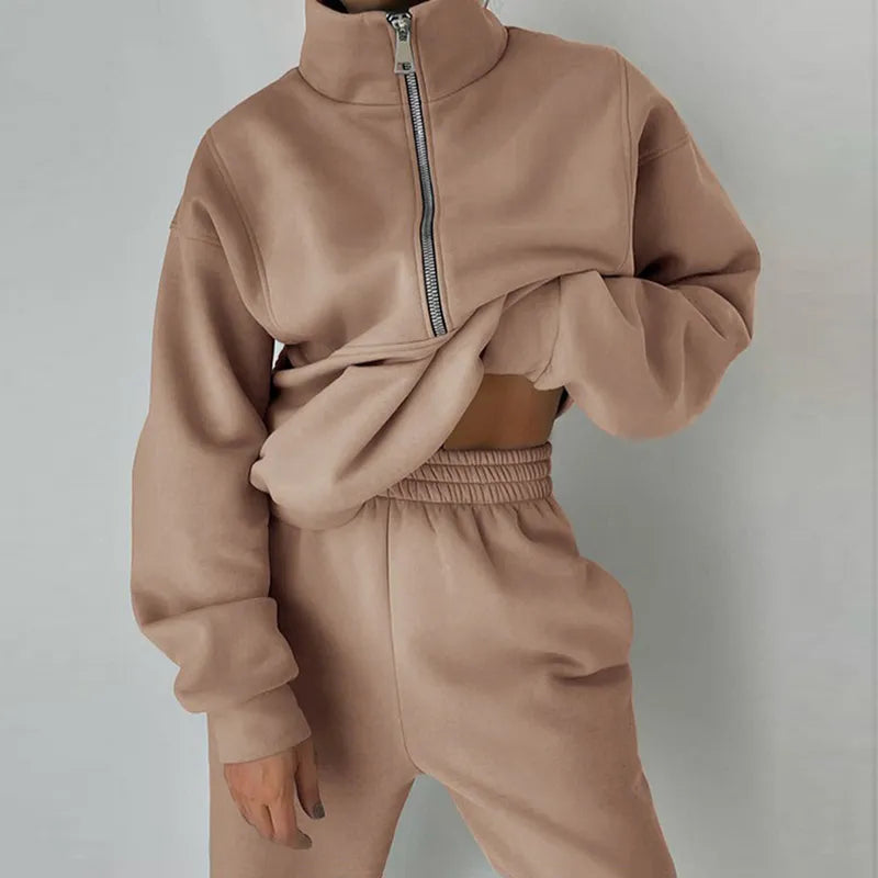 Women's 2-Piece Tracksuit Set with Half-Zip Pullover and Joggers